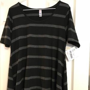 Black Lularoe perfect T